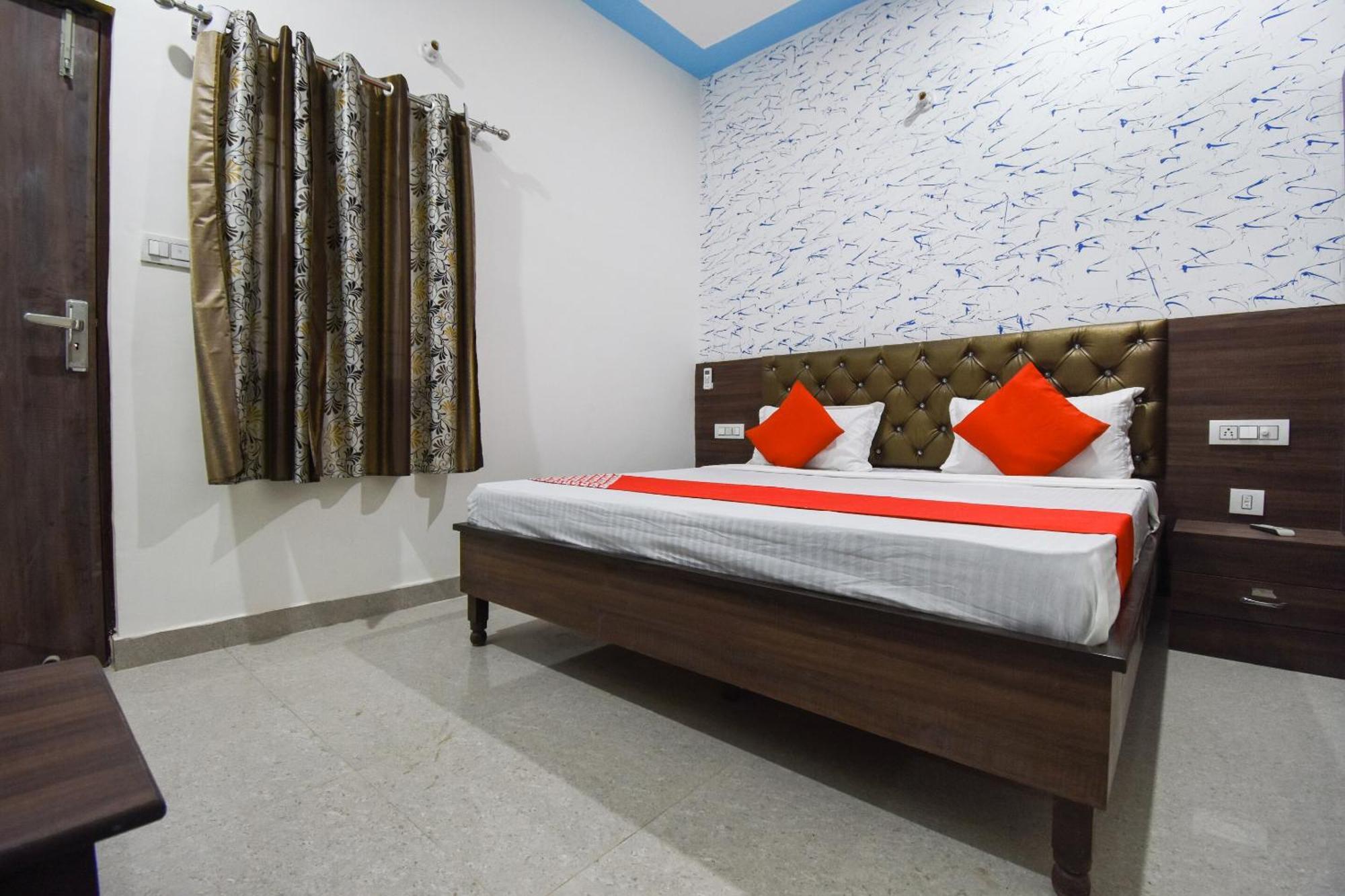 Hotel O 3*